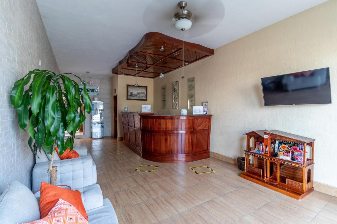 Hotel Casa Garatusa Yuriria Extérieur photo